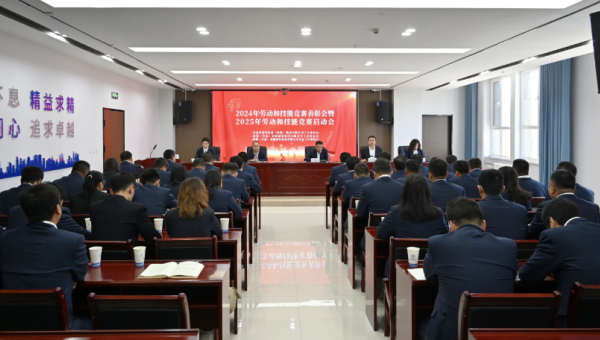 “持續(xù)學(xué)習(xí)與技能精進(jìn)是職業(yè)生涯不可或缺的基石。我深知扎實(shí)的專業(yè)知識是預(yù)算工作穩(wěn)固的根基，而嫻熟的軟件操作技能，則是提升工作效率、確保精準(zhǔn)無誤的銳利武器！”“今后我們將持續(xù)開展形式多樣、層次分明的技能培